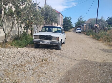 LADA (VAZ) 2107