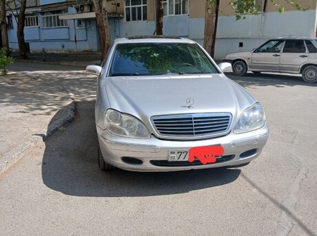 Mercedes S 320
