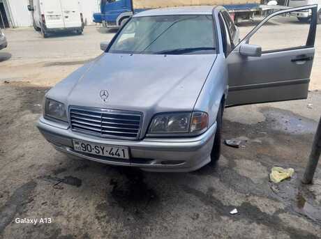 Mercedes C 220