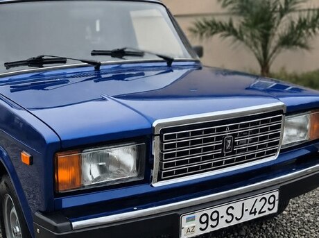 LADA (VAZ) 2107