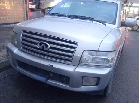 Infiniti QX56