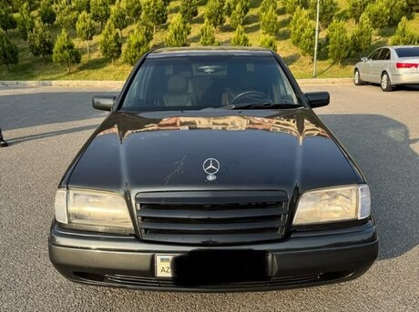 Mercedes C 220
