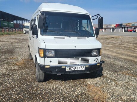 Mercedes 609 D
