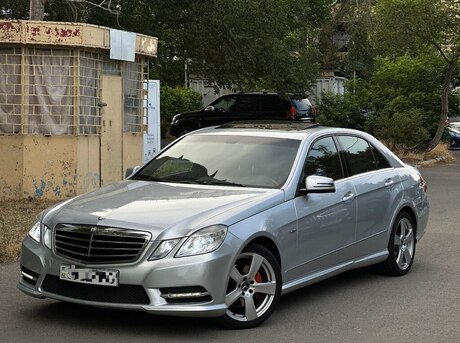 Mercedes E 300 4MATIC