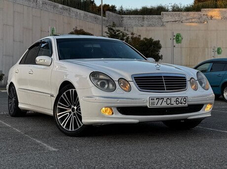 Mercedes E 220