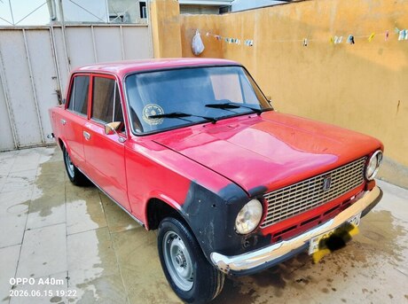 LADA (VAZ) 21011