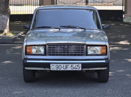 LADA (VAZ) 2107