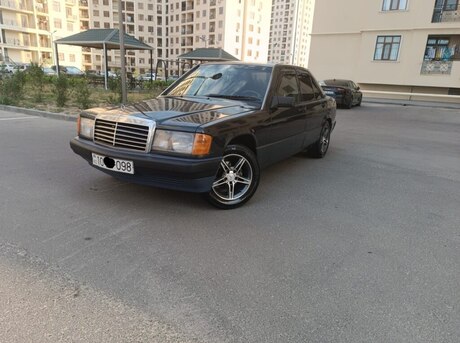 Mercedes 190