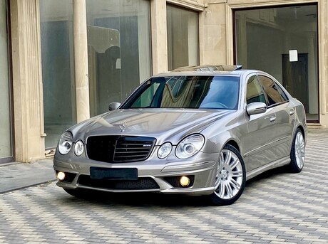 Mercedes E 320