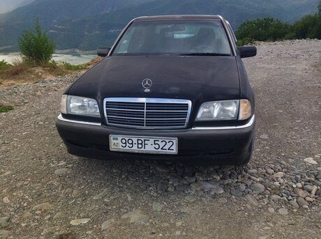 Mercedes C 220