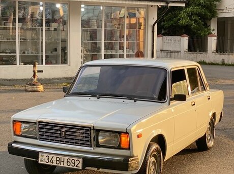 LADA (VAZ) 2107