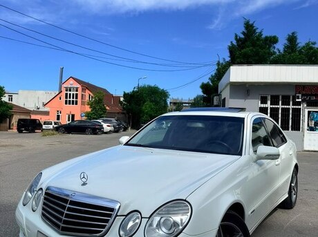 Mercedes E 220