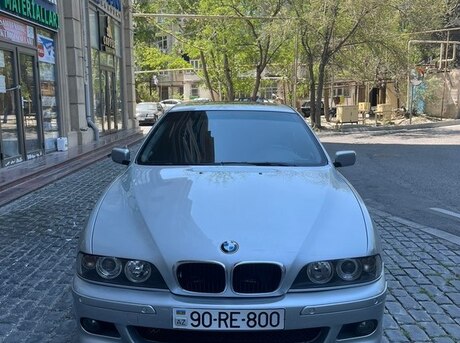 BMW 525