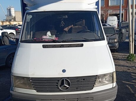 Mercedes Sprinter 412