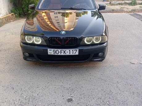 BMW 528