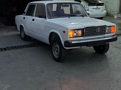 LADA (VAZ) 2107