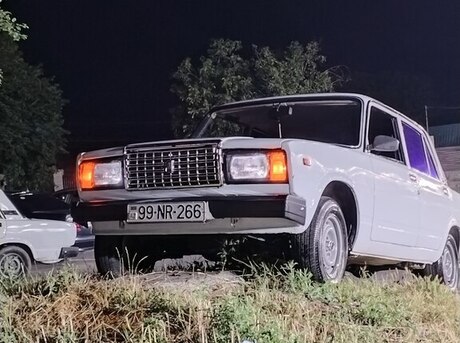 LADA (VAZ) 2107
