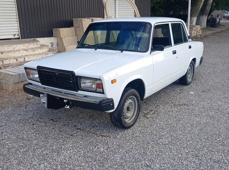 LADA (VAZ) 2107