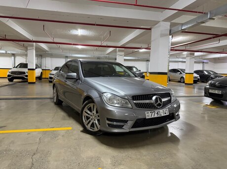 Mercedes C 250