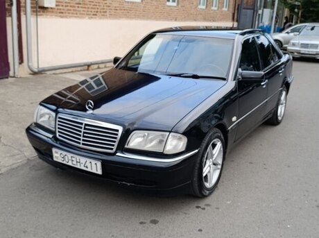Mercedes C 180