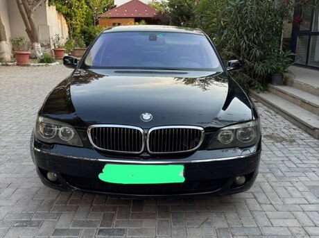 BMW 740