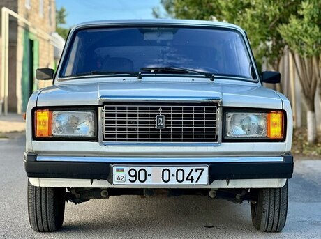 LADA (VAZ) 2107