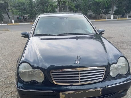 Mercedes C 220