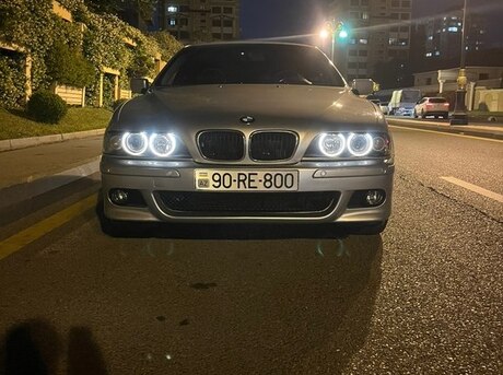 BMW 525