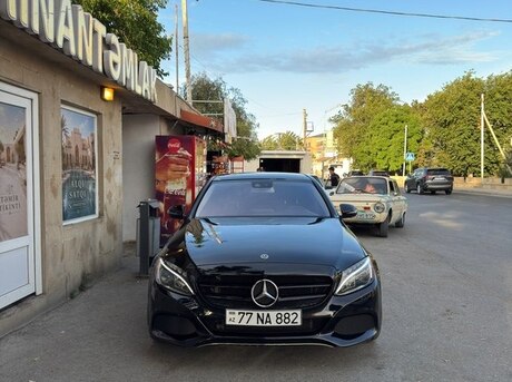 Mercedes C 350 e