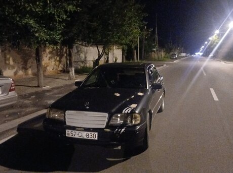 Mercedes C 220
