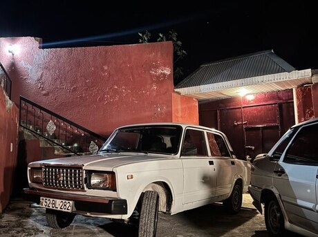 LADA (VAZ) 2107