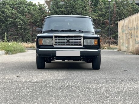 LADA (VAZ) 2107