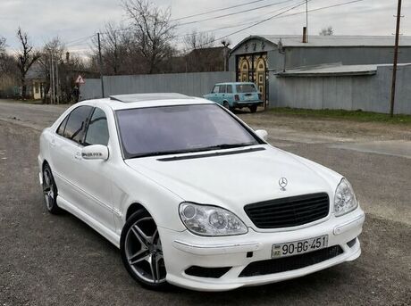 Mercedes S 320