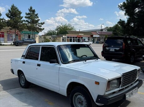 LADA (VAZ) 2107