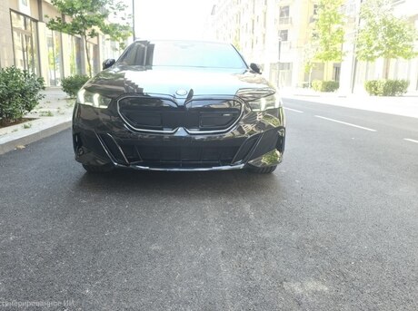 BMW i5