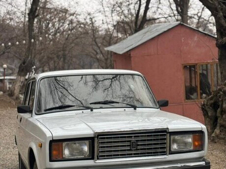 LADA (VAZ) 2107