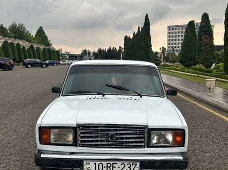 LADA (VAZ) 2107