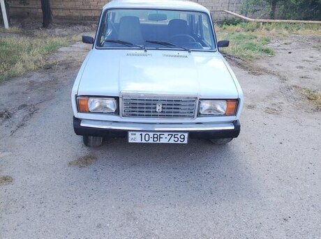 LADA (VAZ) 2107