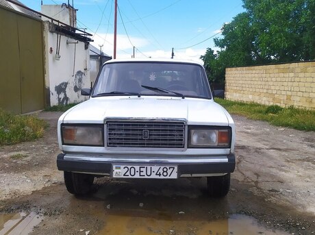 LADA (VAZ) 2107