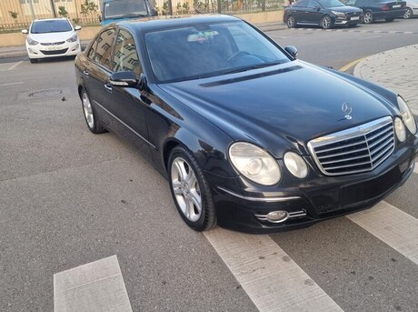 Mercedes E 220