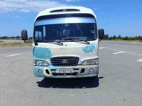 Hyundai County
