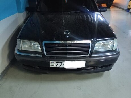Mercedes C 240