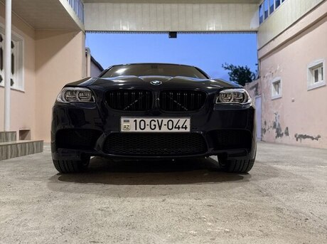 BMW 528