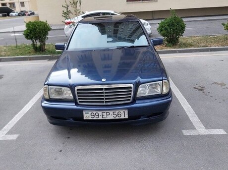 Mercedes C 220