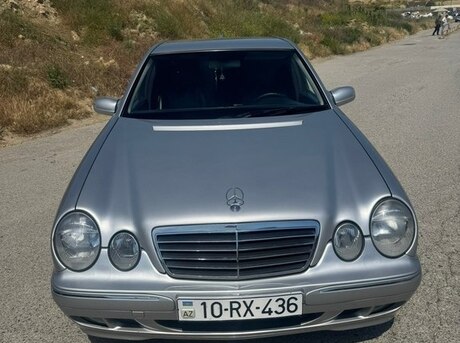 Mercedes E 270