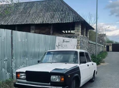LADA (VAZ) 2107