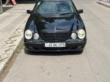 Mercedes E 270
