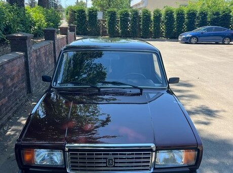 LADA (VAZ) 2107