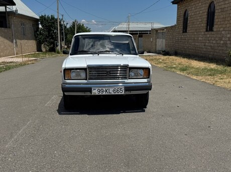 LADA (VAZ) 2107