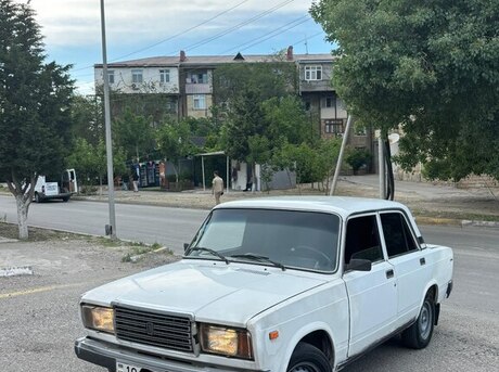 LADA (VAZ) 2107